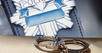 Dzielnicowi wyjaśnili zniszczenie drzwi świetlicy w Błoniu